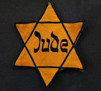 Yellow badge at the Jüdisches Museum Westfalen [de]