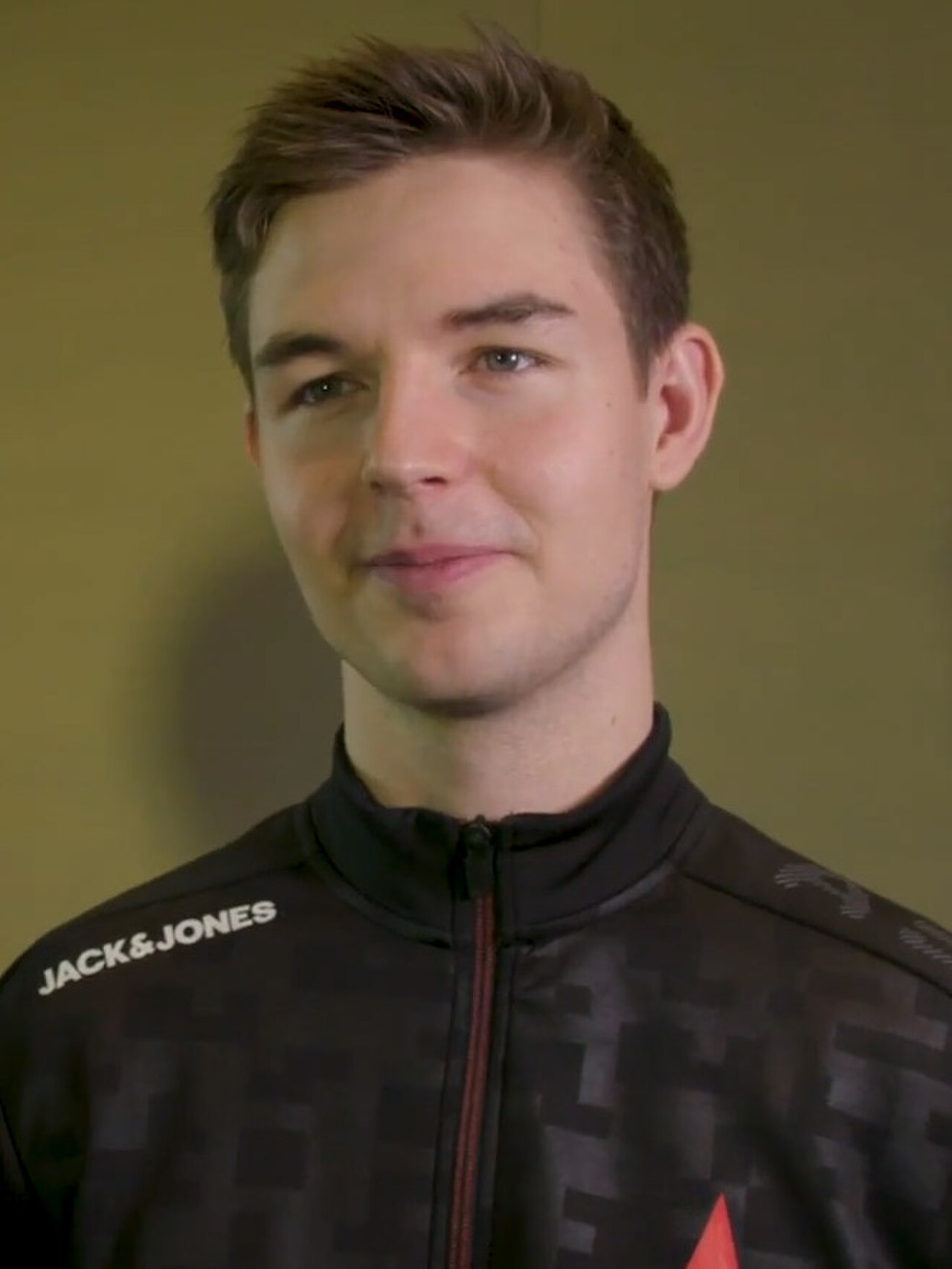 Astralis dev1ce 2020 interview (cropped).jpg