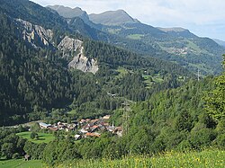 Molinis village