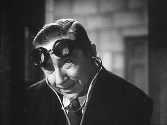 Bela Lugosi as Dr. Paul Carruthers, the mad scientist in The Devil Bat (1940).