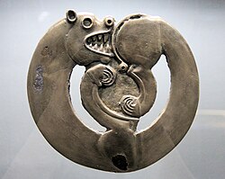 Curled-up feline animal from Arzhan-1, circa 800 BC.[192]
