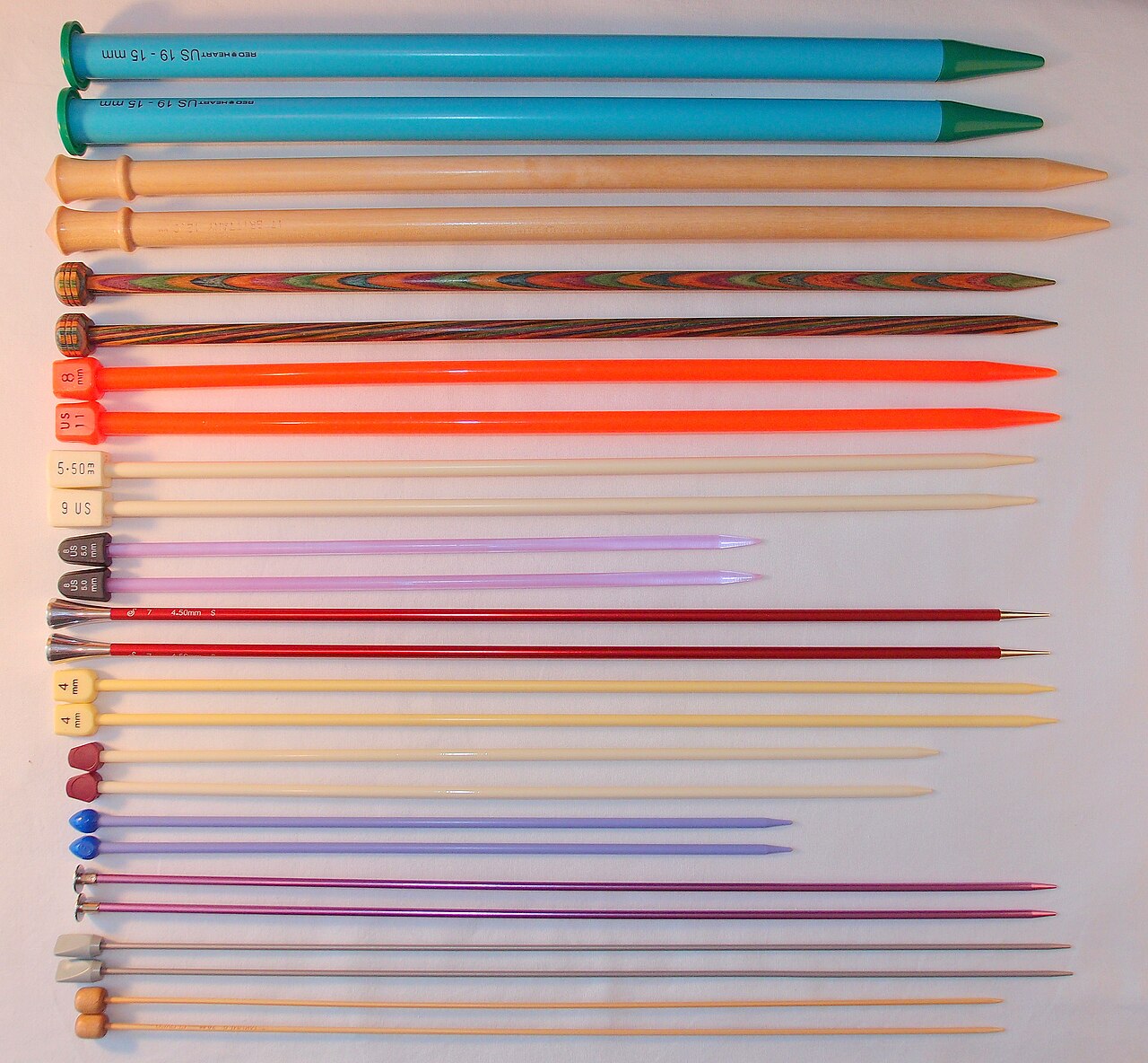 Straight knitting needles.JPG
