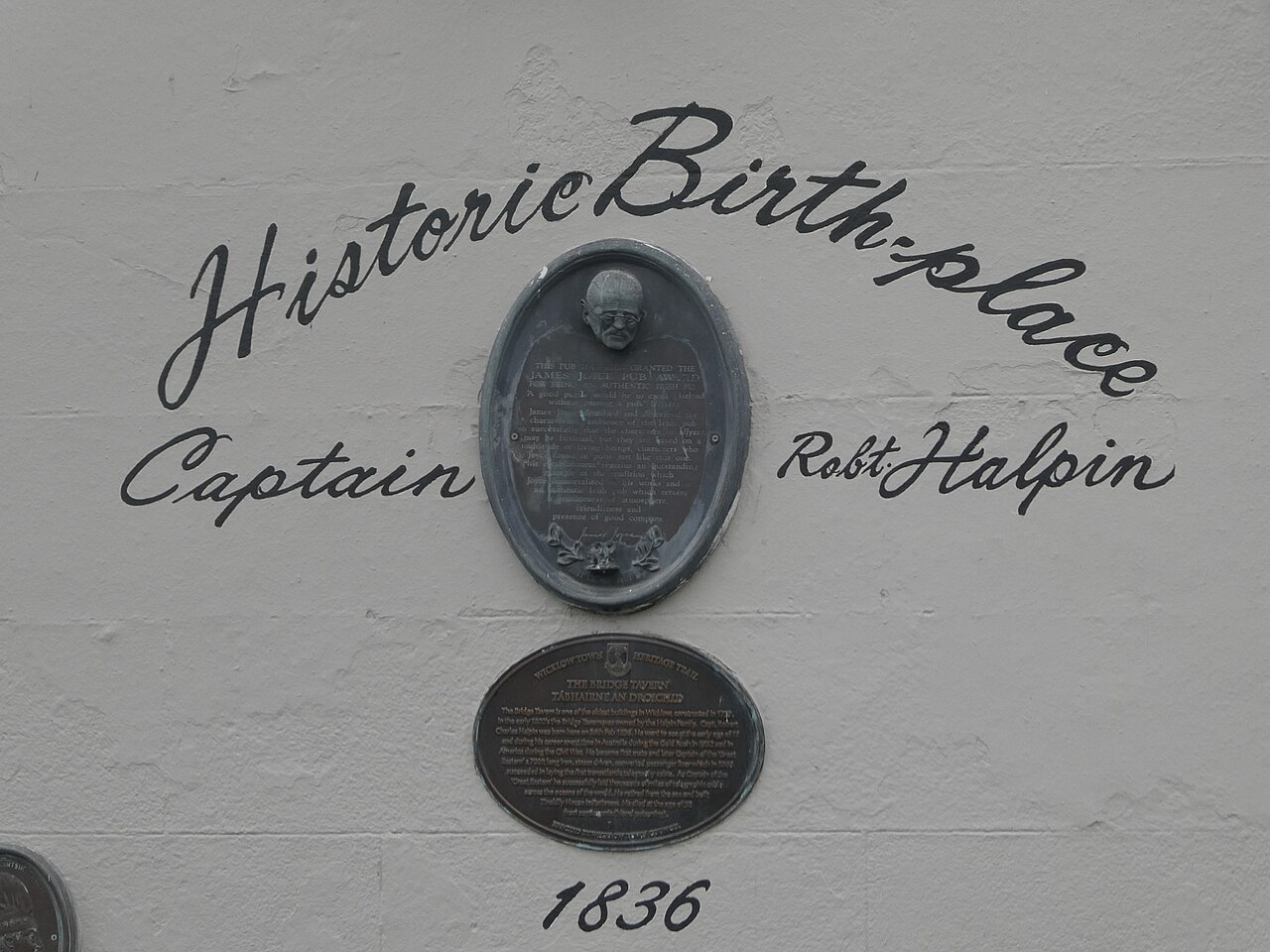 Capt Robert Halpin plaques, Wicklow.jpg