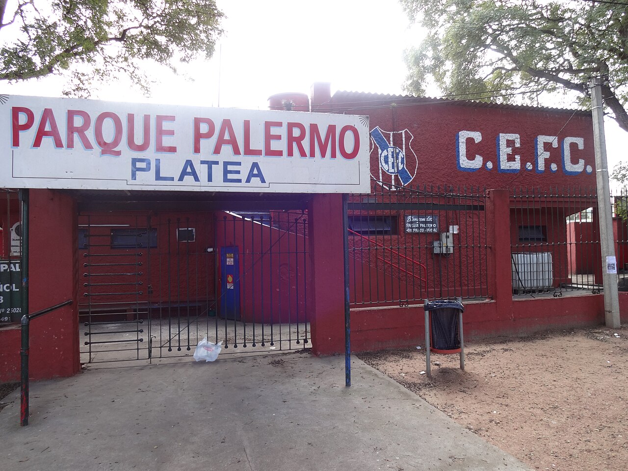 Estadio Parque Palermo.jpg
