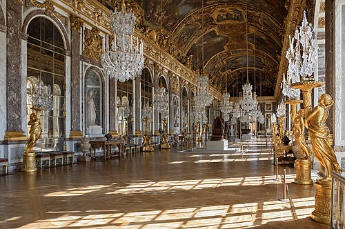 Baroque – Hall of Mirrors of the Palace of Versailles, by Jules Hardouin-Mansart, 1678–1684[34]