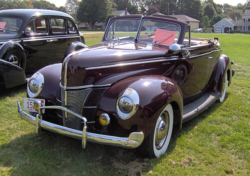 1940 Ford Deluxe Convertible Club Coupe