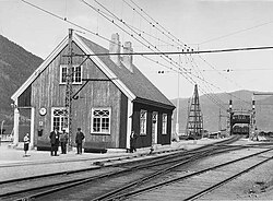 Mæl Station and DF Hydro
