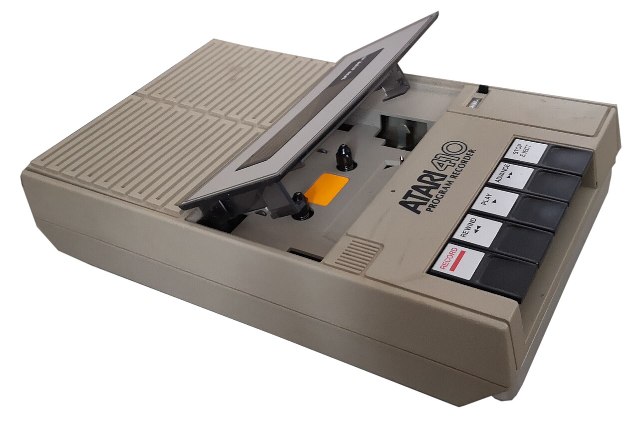 Atari 410 Bigston lid open.jpg