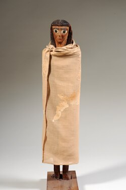 Female statue with clothing