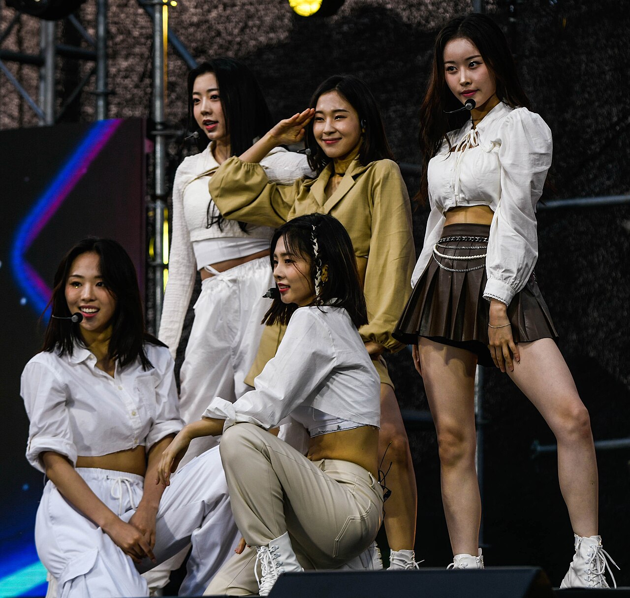 Queenz Eye at Camp Humphreys - KATUSA 2023 - 05 (cropped).jpg