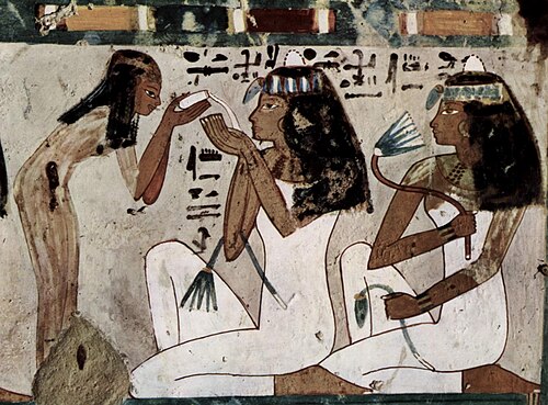 Paintings of women in white from a tomb (1448–1422 BC).