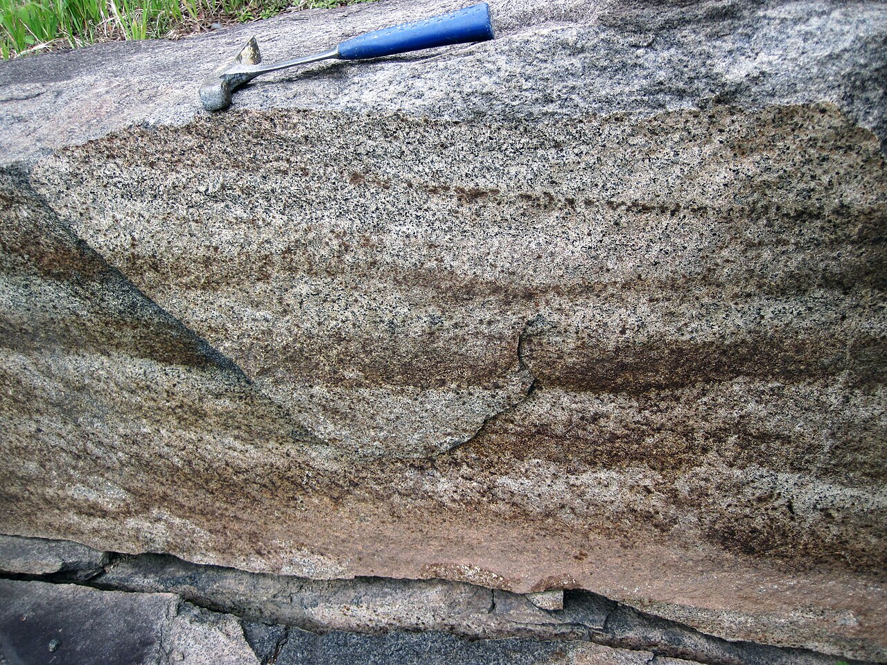 Layered Gabbro of the Duluth Complex in Minnesota USA 01.jpg