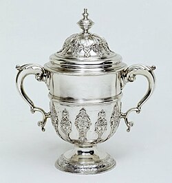 Cup and Cover, made by Paul de Lamerie, 1736–7 Victoria and Albert Museum no. 819-1890[44]