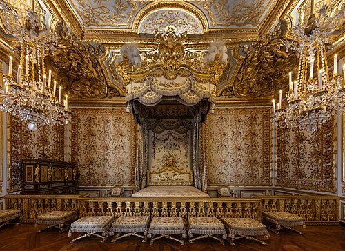 Queen's bedchamber