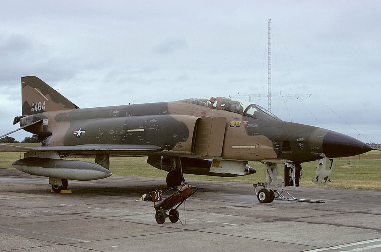 McDonnell Douglas RF-4C Phantom II, USA - Air Force AN1580592.jpg