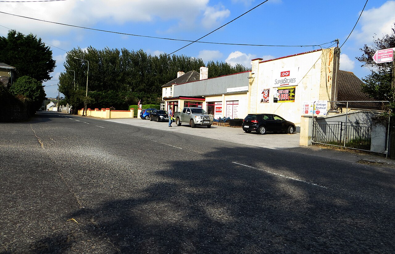 Mogeely Road (geograph 4171710).jpg