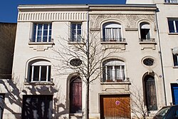 Facades of the Art déco district