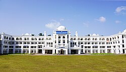 Main block of Darul Huda Islamic University, Chemmad