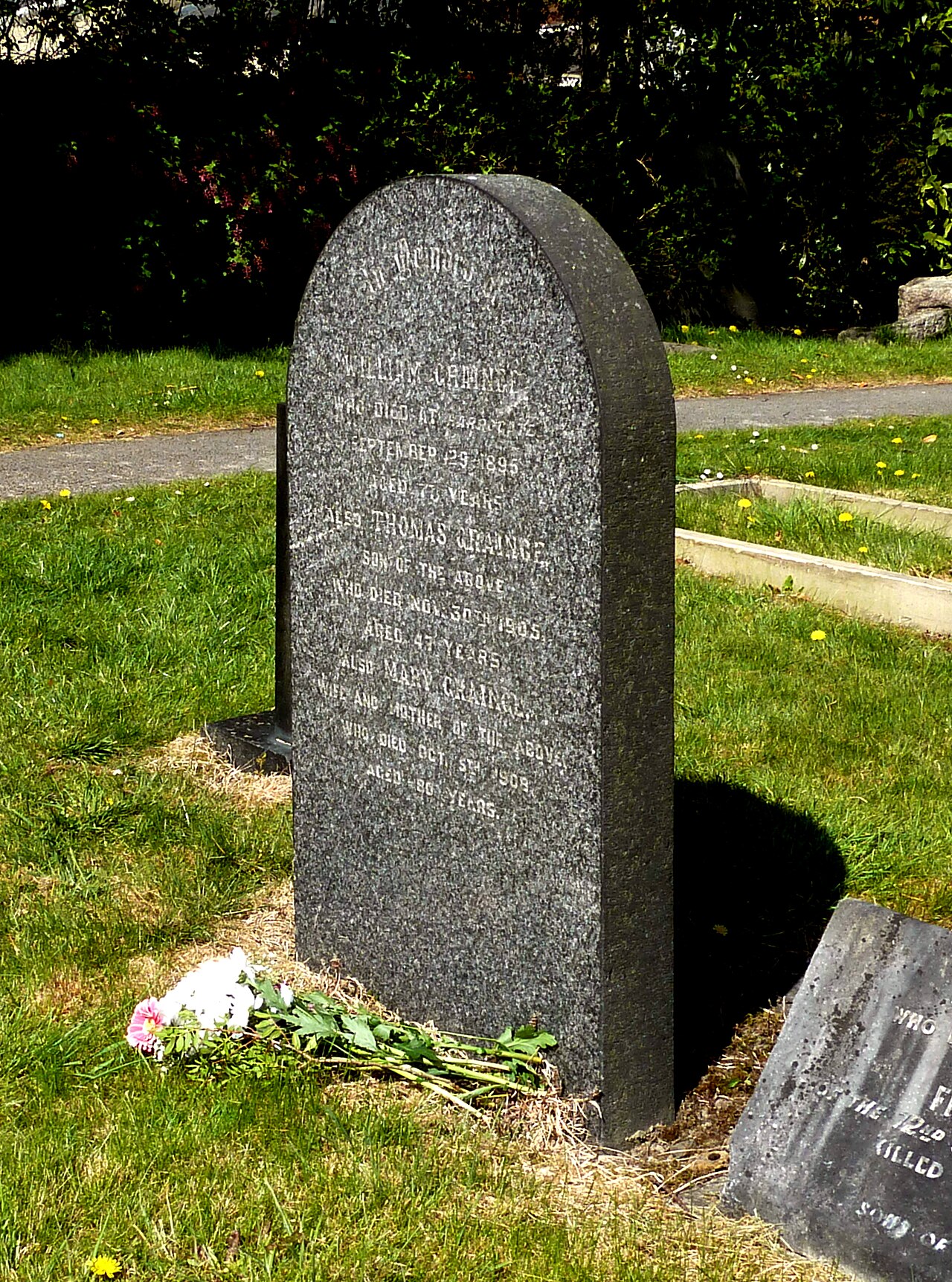 Gravestone of William Grainge (2).JPG