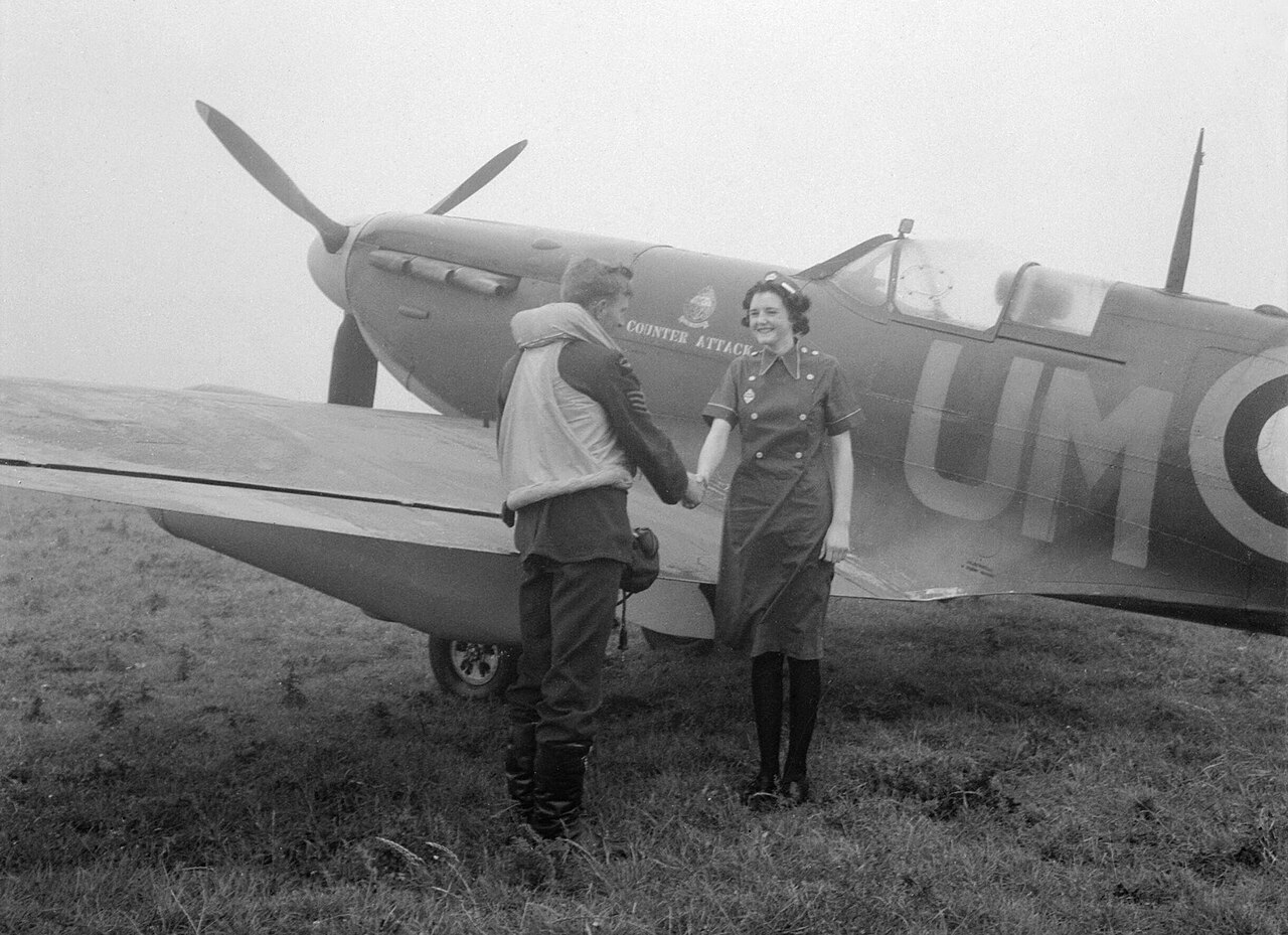 Royal Air Force 1939-1945- Fighter Command CH3614.jpg