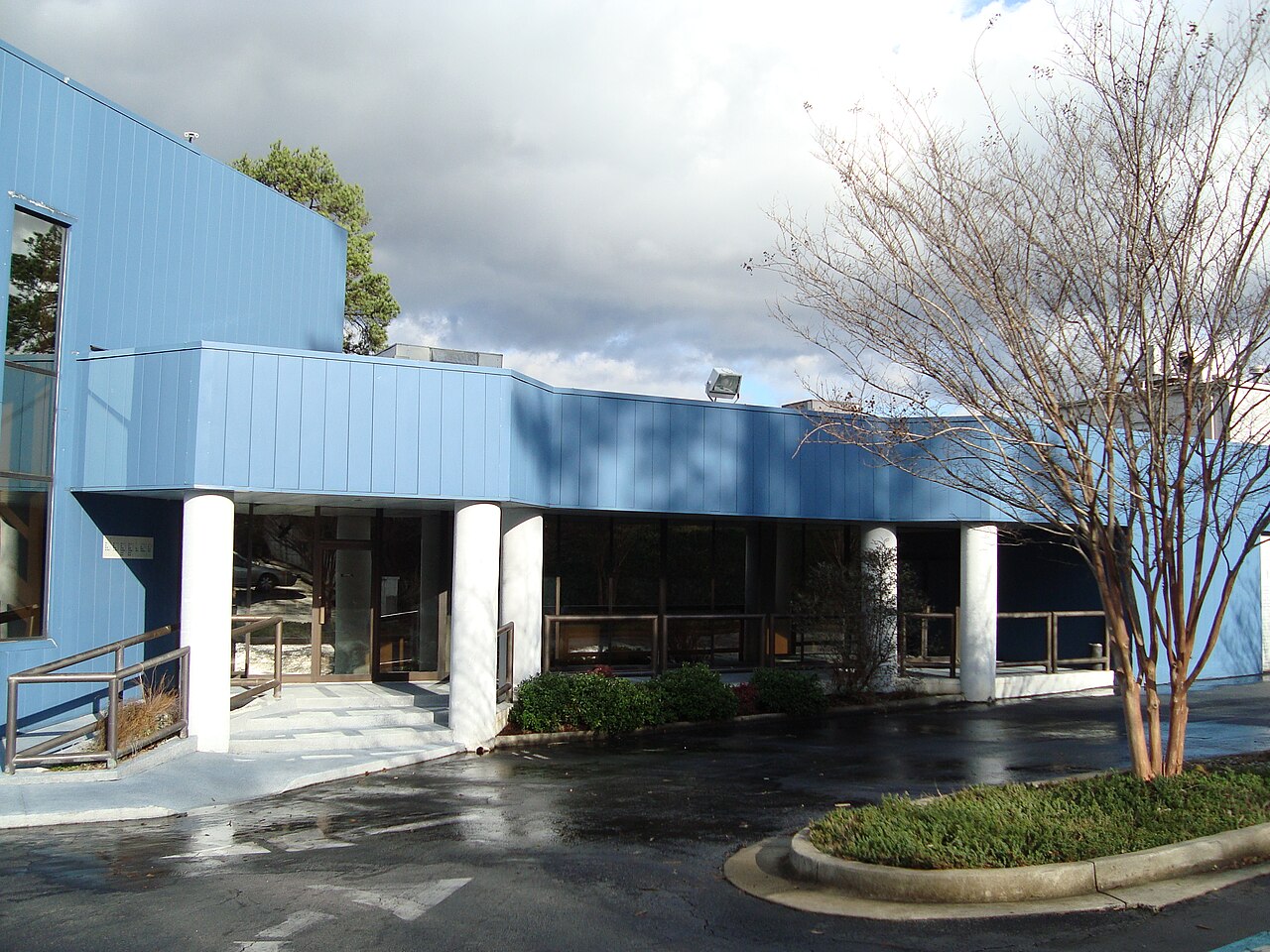 Doppler Studios exterior view 01.jpg