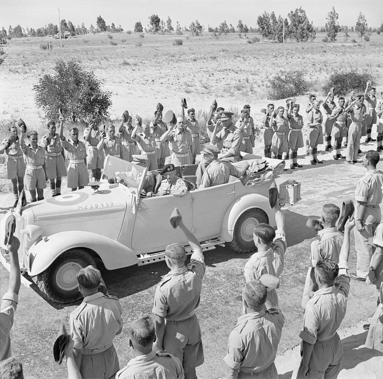 The British Army in North Africa 1943 E25431.jpg