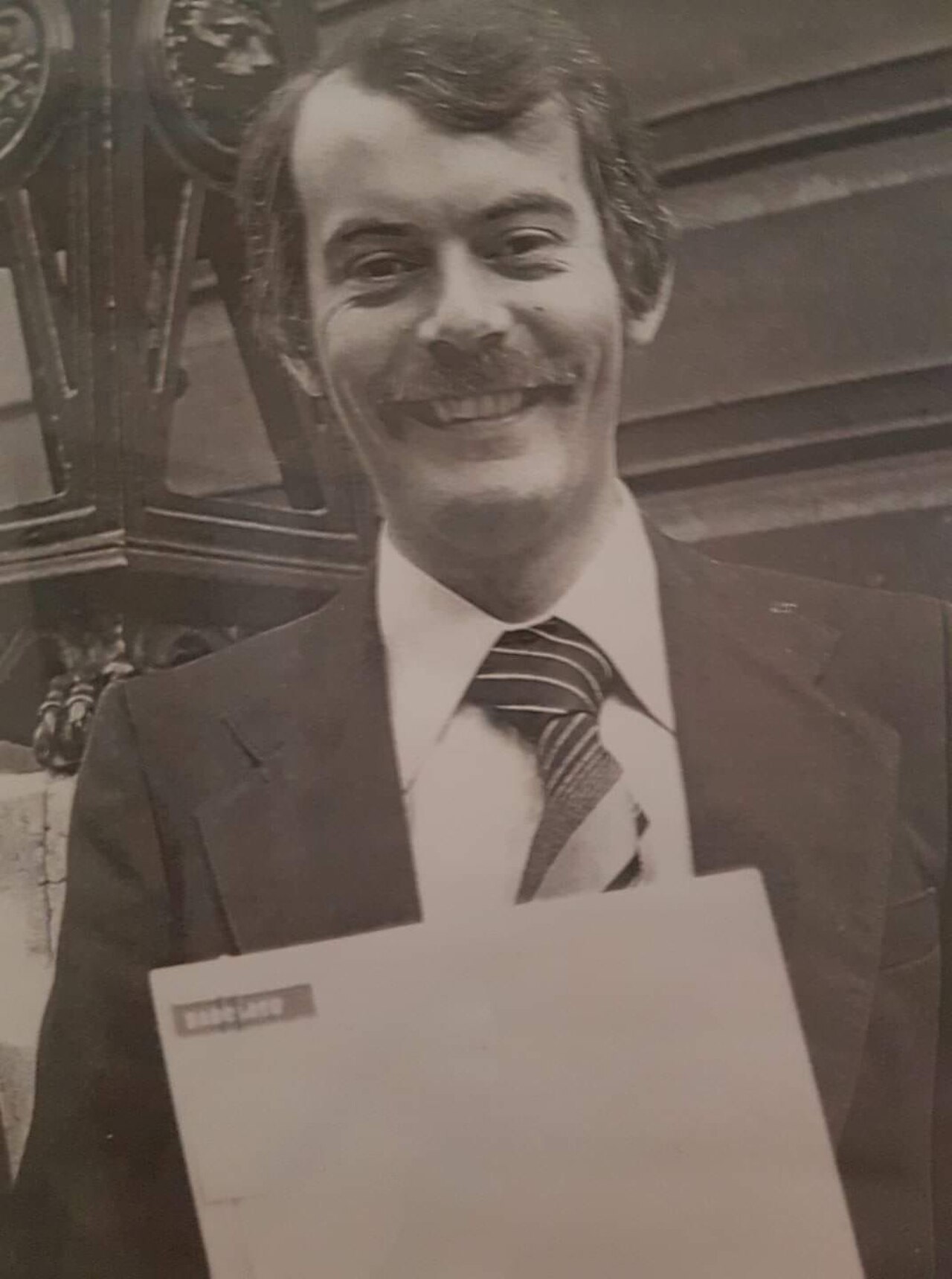 DS Peter Edmonds receiving commendation from the Metropolitan Police.jpg