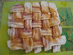 The woven bacon base