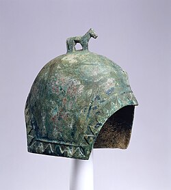 Zhou dynasty helmet