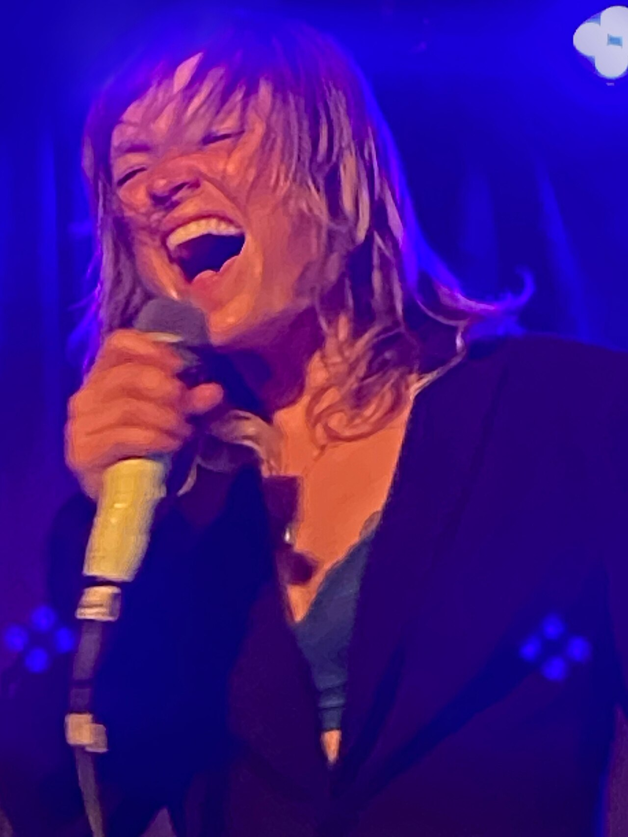 Billy-nomates-strom-muc.jpg