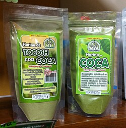 Coca flour, pure and mixed with tocosh flour. Products made in Peru.