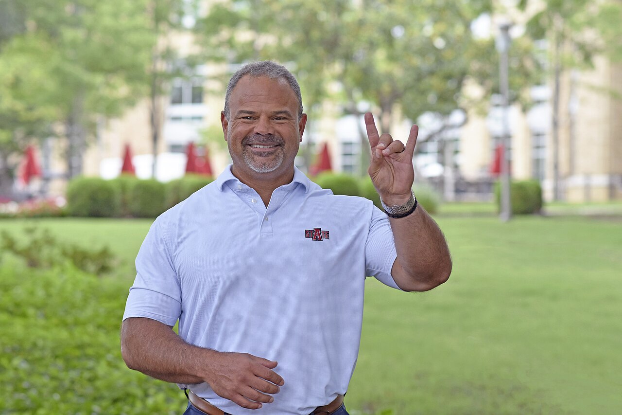 Dr Shields Chancellor Arkansas State University.jpg