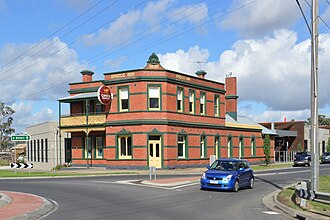 Bridge Inn Hotel, built in 1869