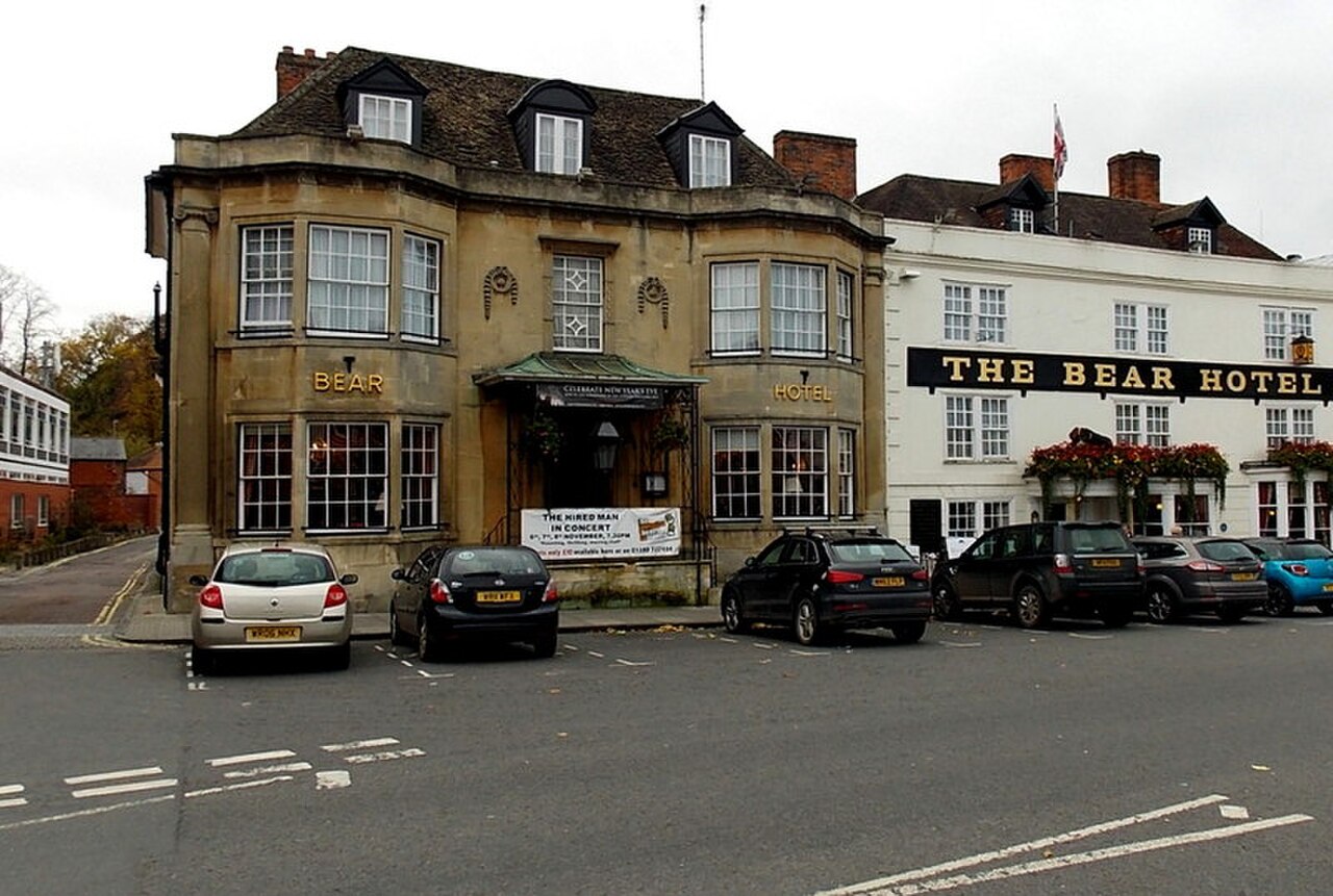 The Bear Hotel, Devizes - geograph.org.uk - 4217449.jpg