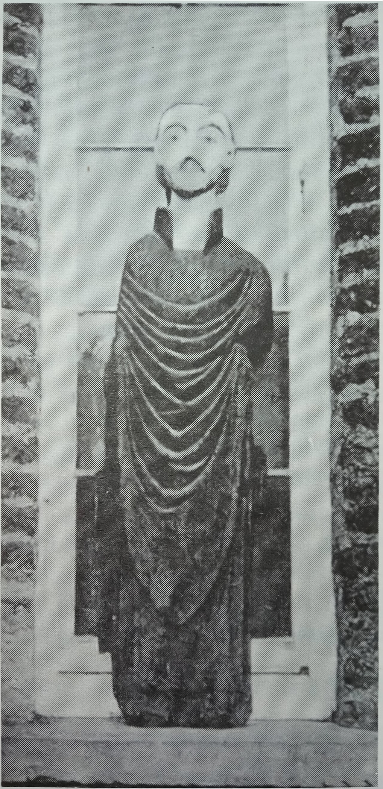 St Molua statue.jpg