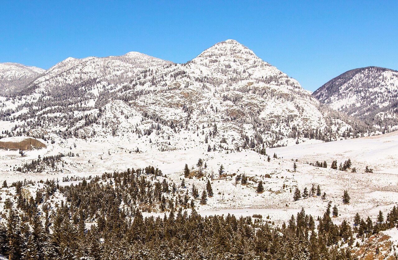 Hellroaring Mountain in winter.jpg