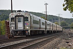 NJ Transit Comet V near Suffern station