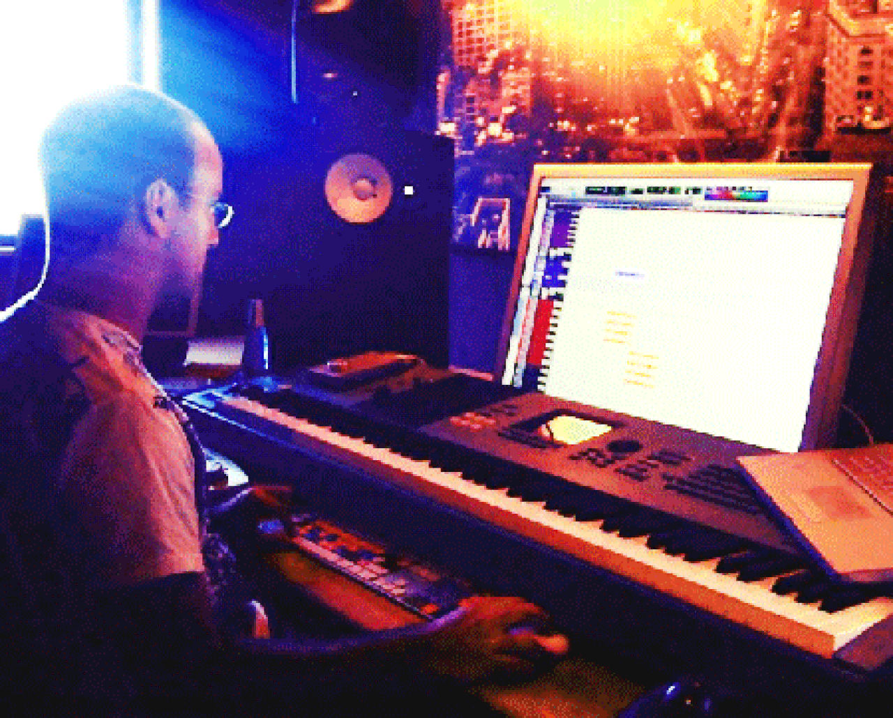 Pascal-Colorful-Studio 450x362.gif