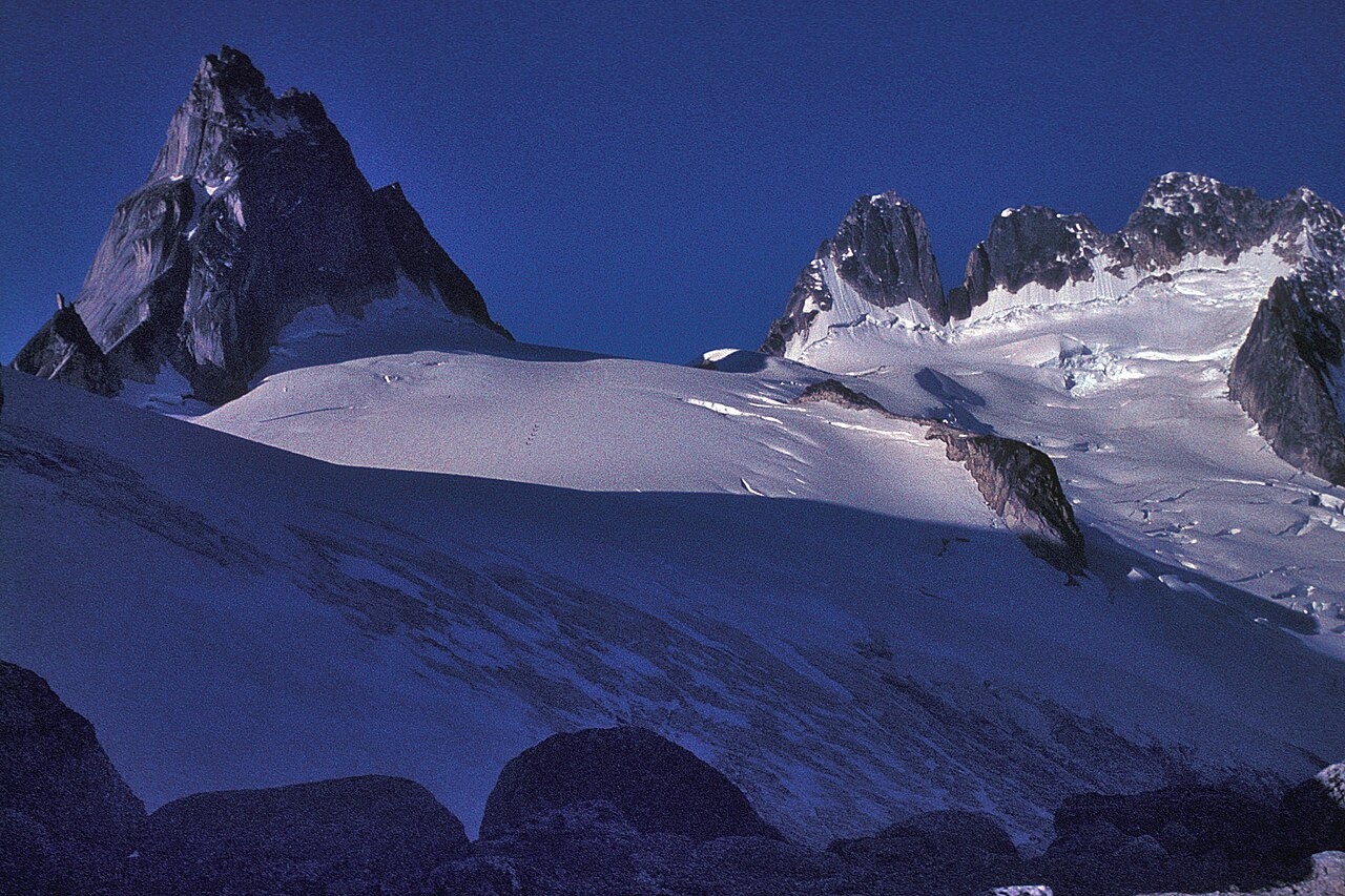 Pigeon Spire and Howser Spires.jpg