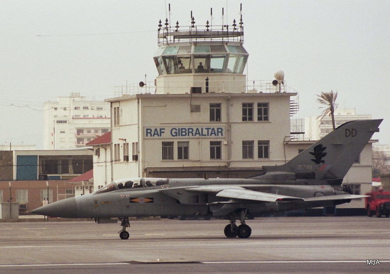 RAF Tornado F2 - ZE789DD.jpg