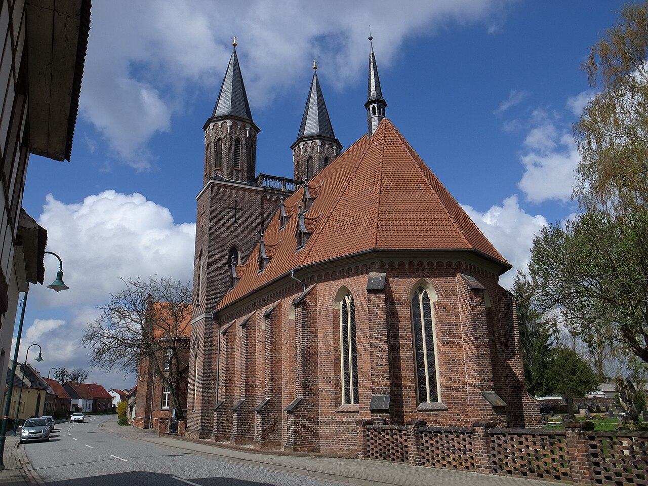 Vockerode, Kirche 2013.jpg