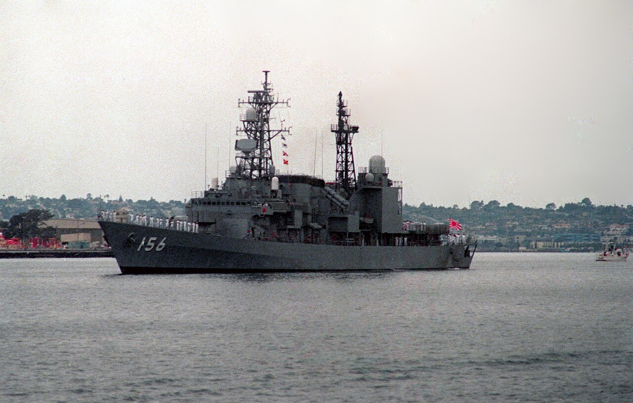 JS Setogiri at San Diego, -1 Jul. 1991 a.jpg
