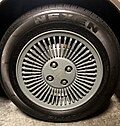 Gray wheel found on early 1981 DeLorean