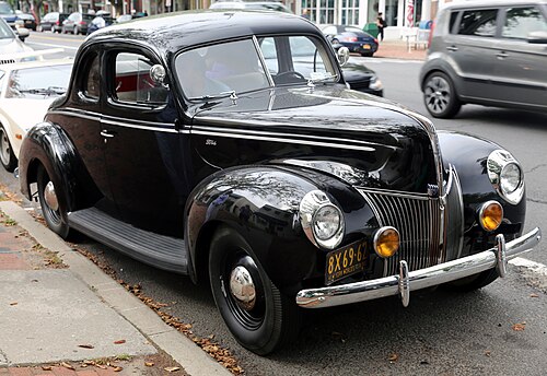1940 Ford Standard Business Coupe