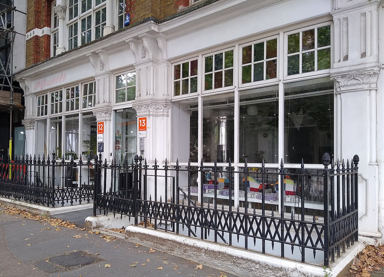 12-13 Clerkenwell Green.jpg