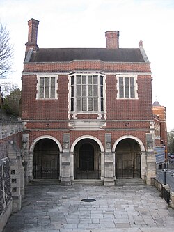 War Memorial Building