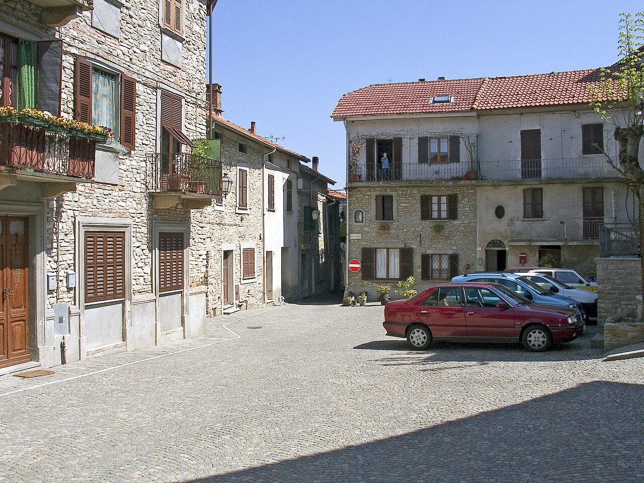 PiazzaGaribaldiPonzone.jpg
