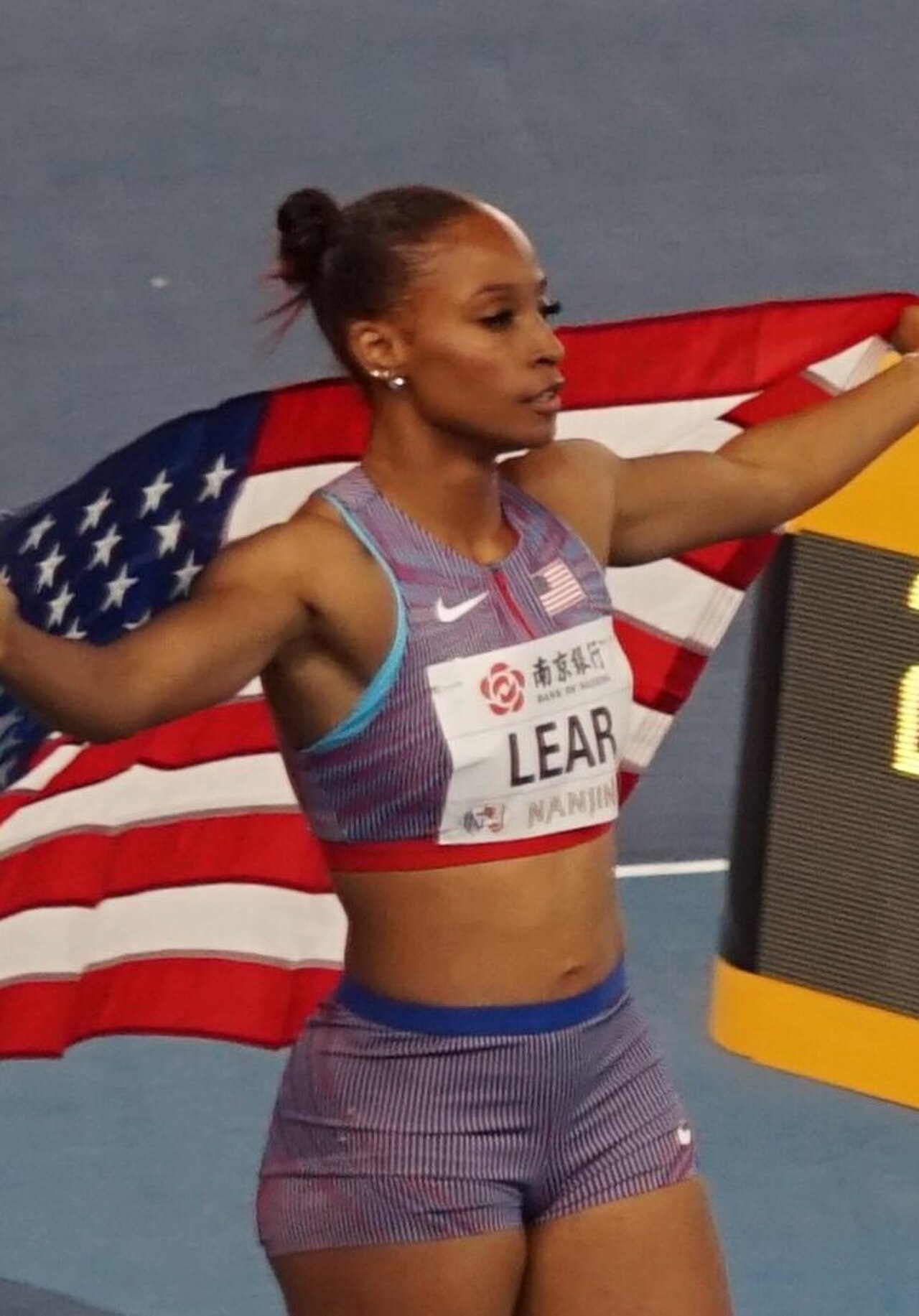 2025 World Athletics Indoor Championships – Women's 4 × 400 metres relay 11 (Bailey Lear cropped).jpg