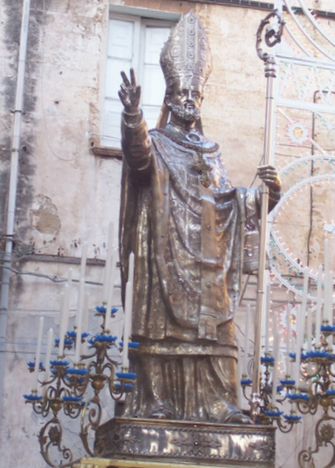 Desciption- Statue of St. Cataldo bishop (Taranto) (Taranto).jpg