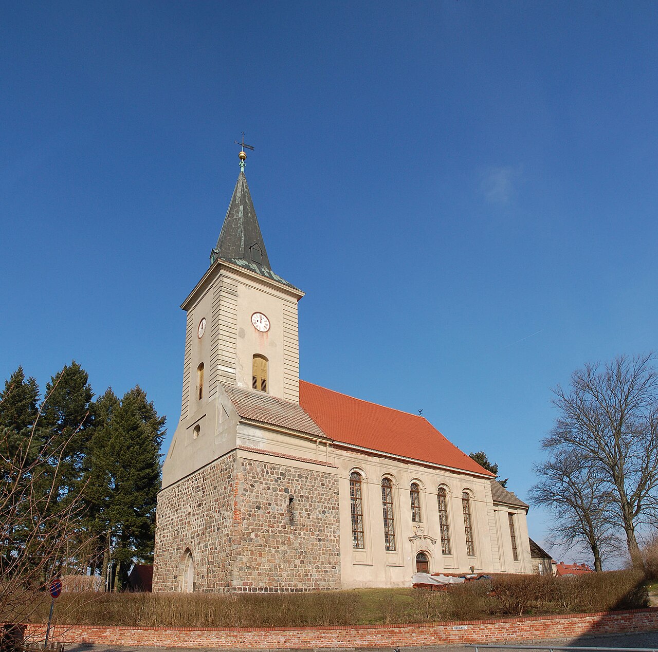 Ev-kirche-biesenthal-rr.jpg